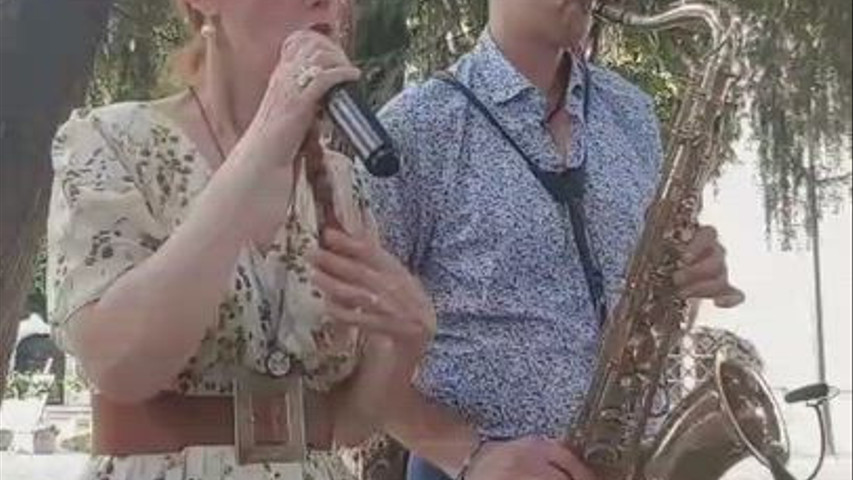 Sunny voce e sax Live Destination Wedding