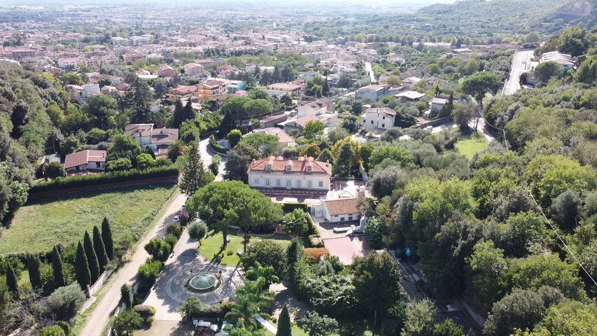 Villa Borbonica La Paratella