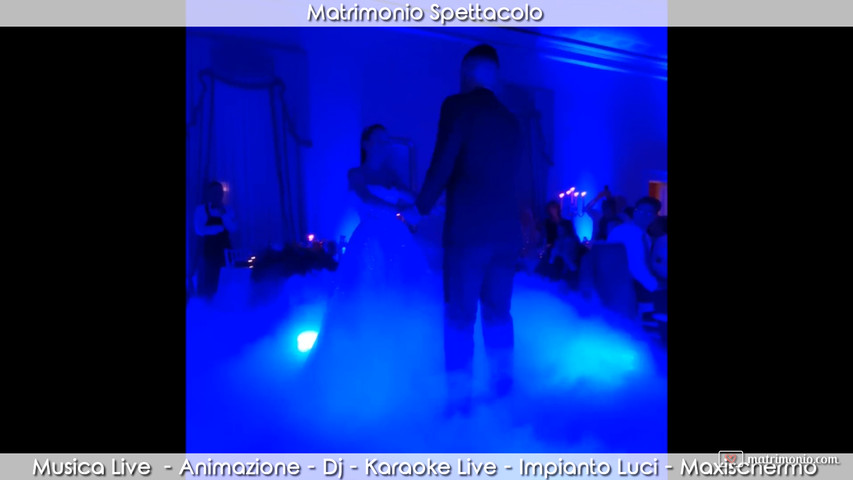 Una sposa super felice