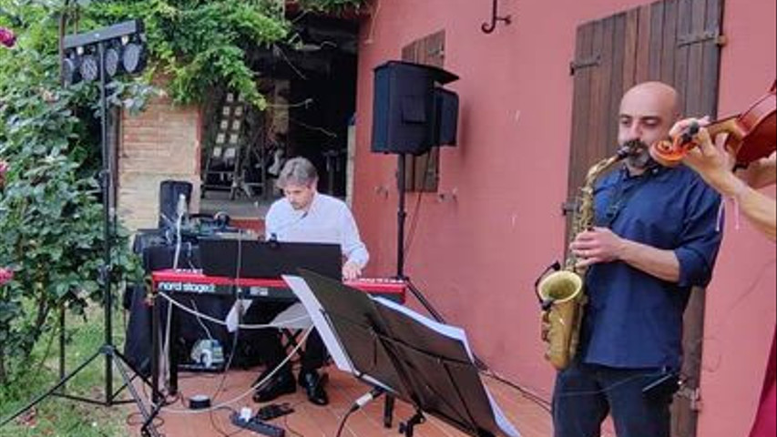 ArToMusic sax live & Dj set
