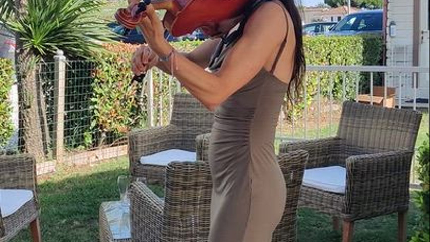 Cecilia violinista