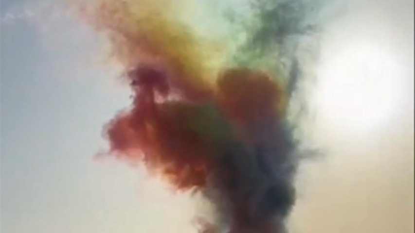 Smoke Colour Bomb
