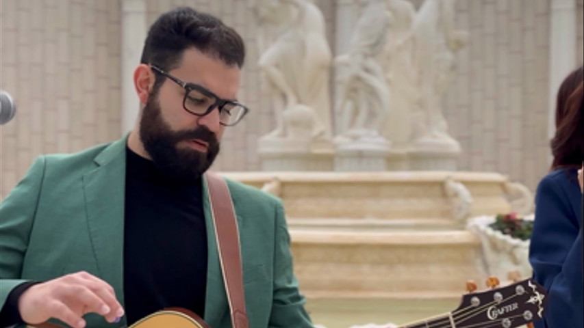 Chitarra e voce femminile