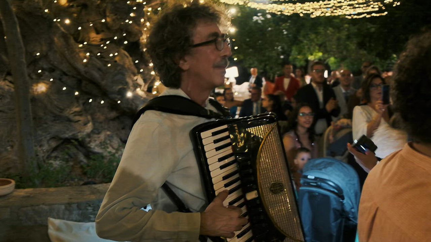 L'aperitivo che fa cantare tutti! 