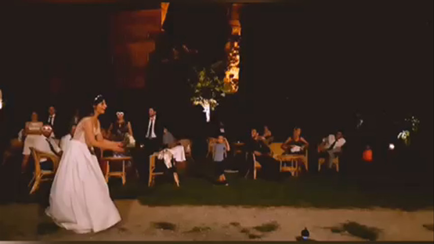 3, 2, 1... Lancio del Bouquet!