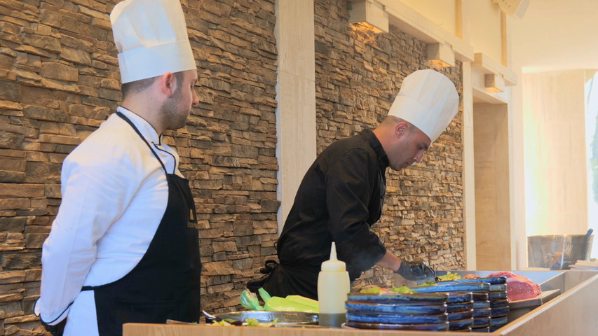 Live cooking