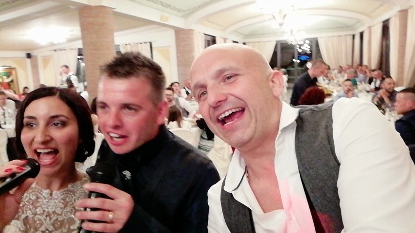 Tony Alti Live Happy Music
